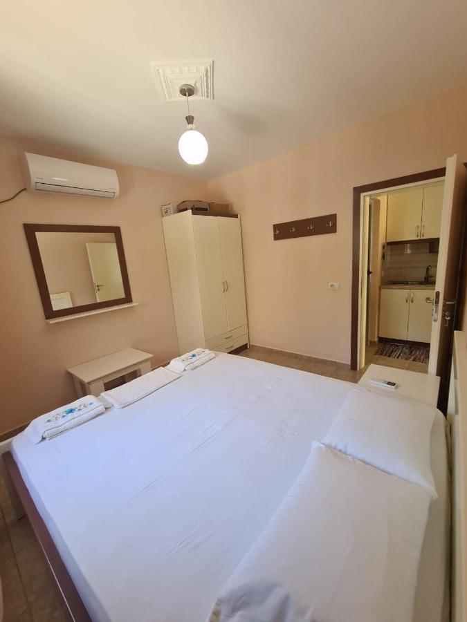 Martini Vacation Home Saranda Kültér fotó