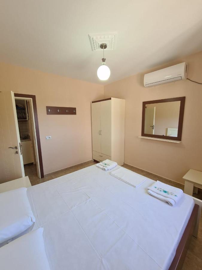 Martini Vacation Home Saranda Kültér fotó