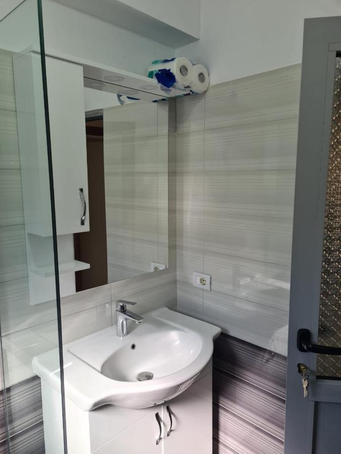 Martini Vacation Home Saranda Kültér fotó