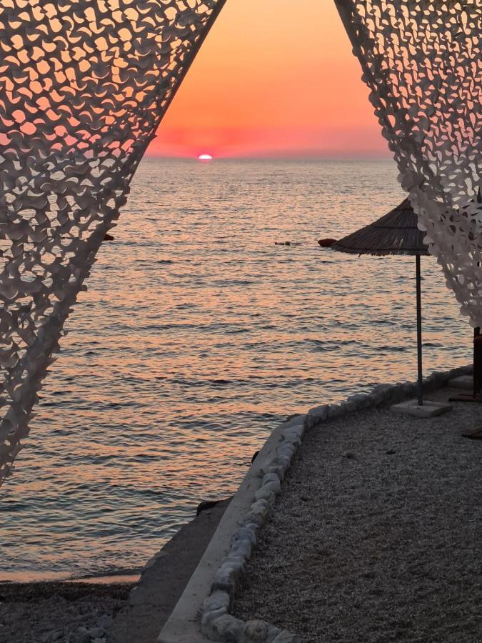 Martini Vacation Home Saranda Kültér fotó
